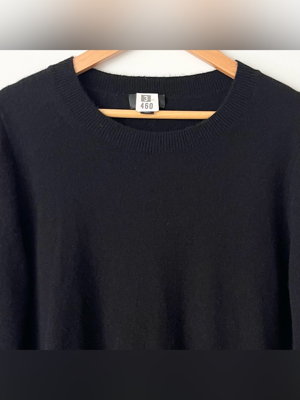 J.Crew Women's 100% Cashmere Crewneck Sweater Black Size M Classic Minimalist - Picture 3 of 6